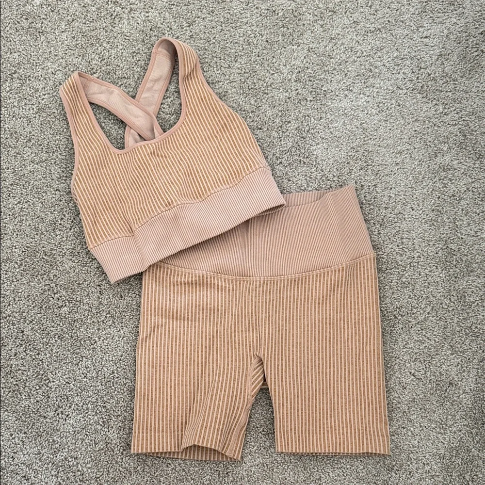 JoyLab Ribbed Sports Bra and Shorts Set - Picture 2 of 2